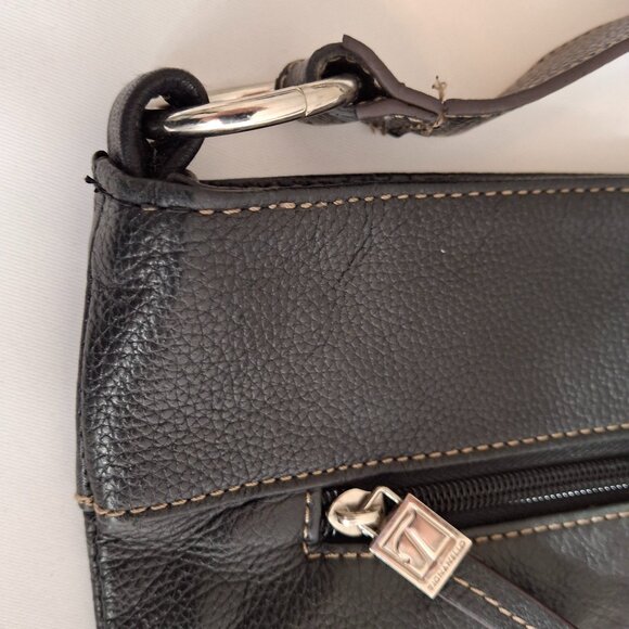 Tignanello Black Leather Messenger Shoulder Bag - Picture 6 of 9